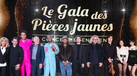 Le Gala Étincelant de Jalal: Une Nuit d'Enchantement à Paris et un Rencontre Inattendue!