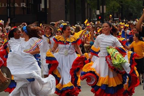 Le Festival de la Salsa Étincelante: Une Fête Colombiienne en l'Honneur de Sebastián Yatra!